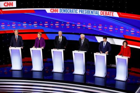 米民主党の候補者討論会(AP=共同)