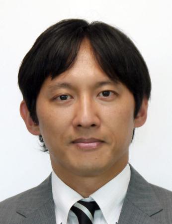 小野泰輔氏